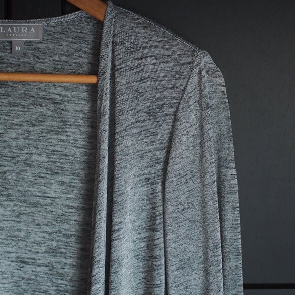 Laura | Vintage 3/4 Sleeve Long Open Silver Cardigan - Picture 4 of 5